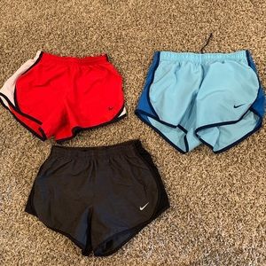 Girls youth Medium Nike athletic shorts